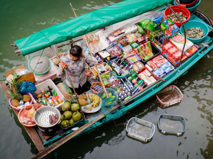 Vendor in Halong Bay